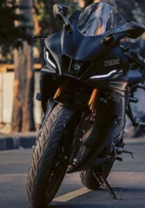 Yamaha R15